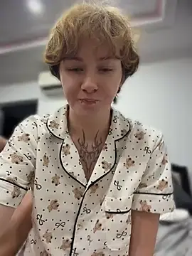 Stripchat Free Porn Cam of IceMur