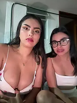 Stripchat Watch Live Sex Cams of Maddy_Rouse_