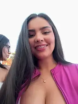 Stripchat Adult Webcam of Maddy_Rouse_