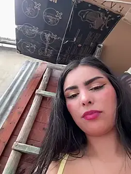 Stripchat Free Live Porn of Maddy_Rouse_