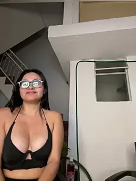 Stripchat Nude Webcam of Maddy_Rouse_