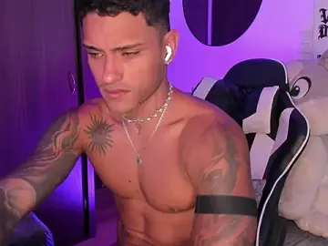 Stripchat Live Porn of Alessandro_Vanni