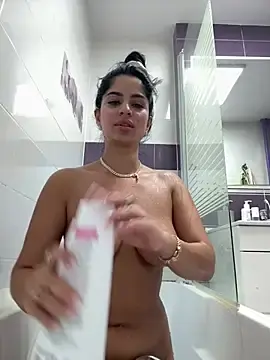 Stripchat Sex Cam of _adelle