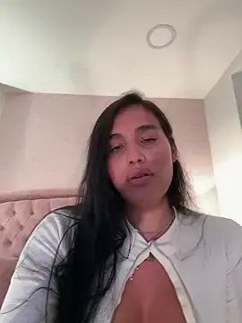 Stripchat Free Live Porn of Bella__Wood