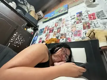 Stripchat Live Porn of violeta_818