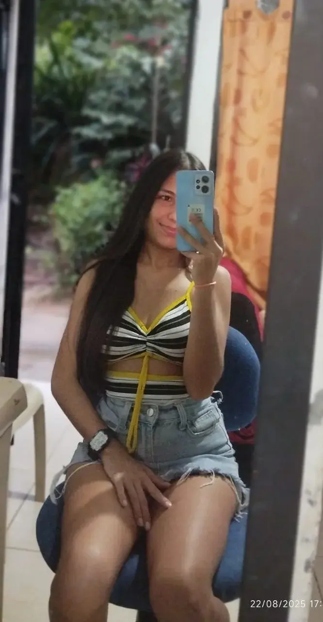 emilyy_louis