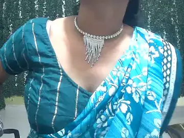 Stripchat Adult Video Chat of Ruhi_Hotty