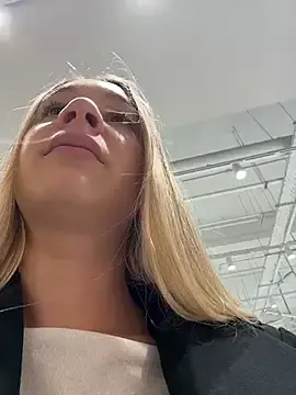 Stripchat Free Live Porn of SashaCatt