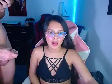 Stripchat Adult Webcam of jessi_and_boy