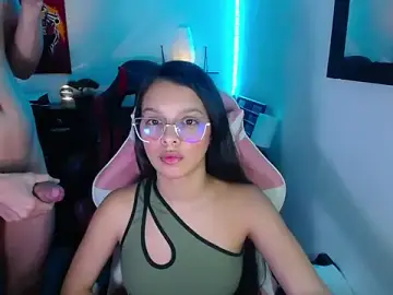 Stripchat Sex Chat of jessi_and_boy