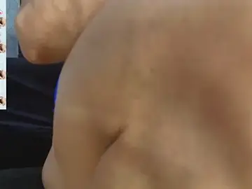 Stripchat Free Porn Cam of AlexLenox_