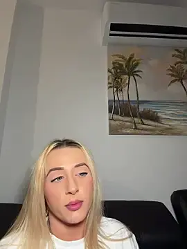 Stripchat Live Sex of Strongqueen