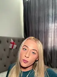 Stripchat Adult Webcam of Strongqueen