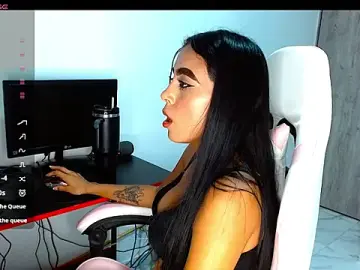 Stripchat Free Porn Cam of AntonellaAndNoah