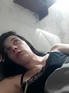 Stripchat Sex Cam of LunaAdika777