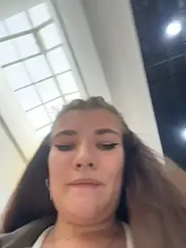 Stripchat Watch Live Sex Cams of Holy_Tereza