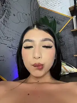 Stripchat Live Sex of BadLilAngelXXX