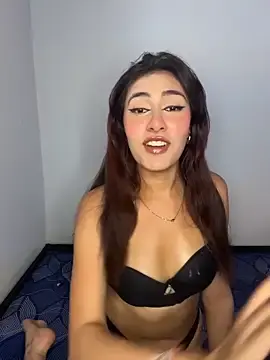 Stripchat Free Live Porn of velariasoft_