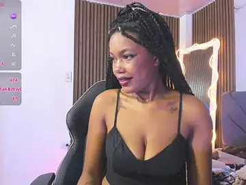Stripchat Free Porn Cam of CRISTALBROKE_TAY