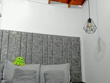 Stripchat Nude Webcam of Calvin_Hunter