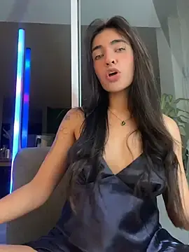 Stripchat Adult Webcam of DaphneUwu