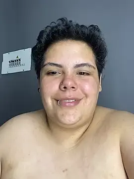 Stripchat Nude Webcam of Hailey_Curvy