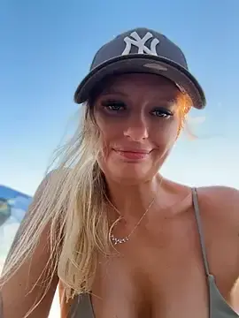 Stripchat Free Porn Cam of Betsy