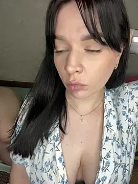 Stripchat Watch Live Sex Cams of Poly_Nick
