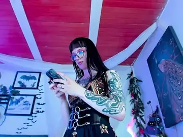 Stripchat Live Sex of bathory_vamps