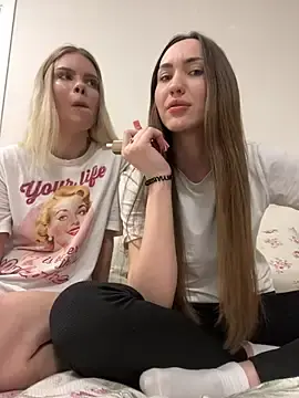 Stripchat Live Sex of Crazy_Girls1
