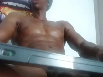 Stripchat Live Sex of drake_brwon_23