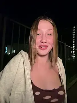 Stripchat Free Porn Cam of Sophie_Avory