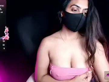 Stripchat Live Porn of DesiZoya
