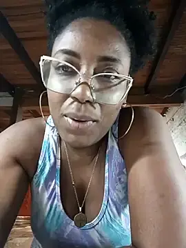 Stripchat Live Sex Cam of ChanneldelaCroix
