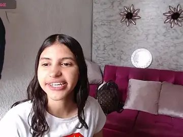 Stripchat Live Sex Cam of Evagirl69