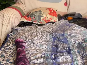 Stripchat Free Porn Cam of River_Veil