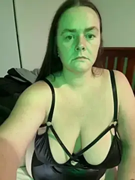 Stripchat Live Sex of carinabro10
