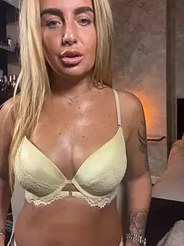 Stripchat Best live sex cam show of CharlottemilfUKx