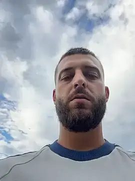 Stripchat Live Porn of Pablo_Hornyguy95
