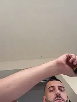 Stripchat Watch Live Sex Cams of Pablo_Hornyguy95