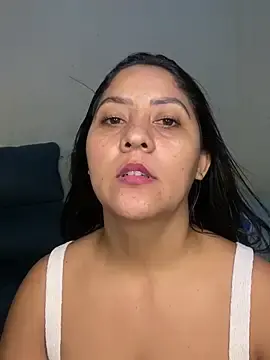 Stripchat Live Sex Cam of mayemarc