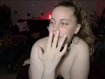 Stripchat Sex Cam of Miss_luxiole