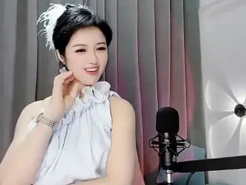 Stripchat Adult Webcams of Momo-Wow