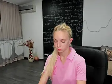 Stripchat Watch Live Sex Cams of SonnySofia