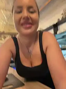 Stripchat Adult Webcam of beautydiamond