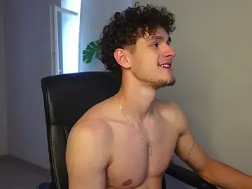Stripchat Watch Live Sex Cams of Brad_Holloway