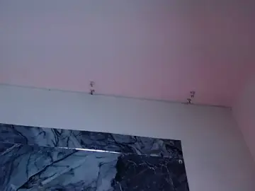 Stripchat Sex Cam of ladymooncs