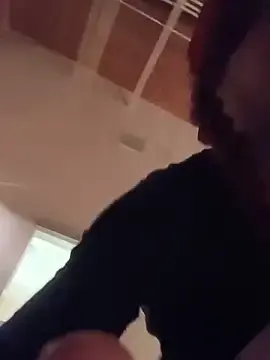 Stripchat Live Sex Cam of sissytrapdolly24