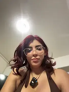 Stripchat Adult Webcam of MartinaSooler