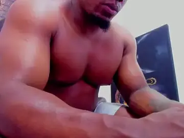 Stripchat Adult Webcam of tommike